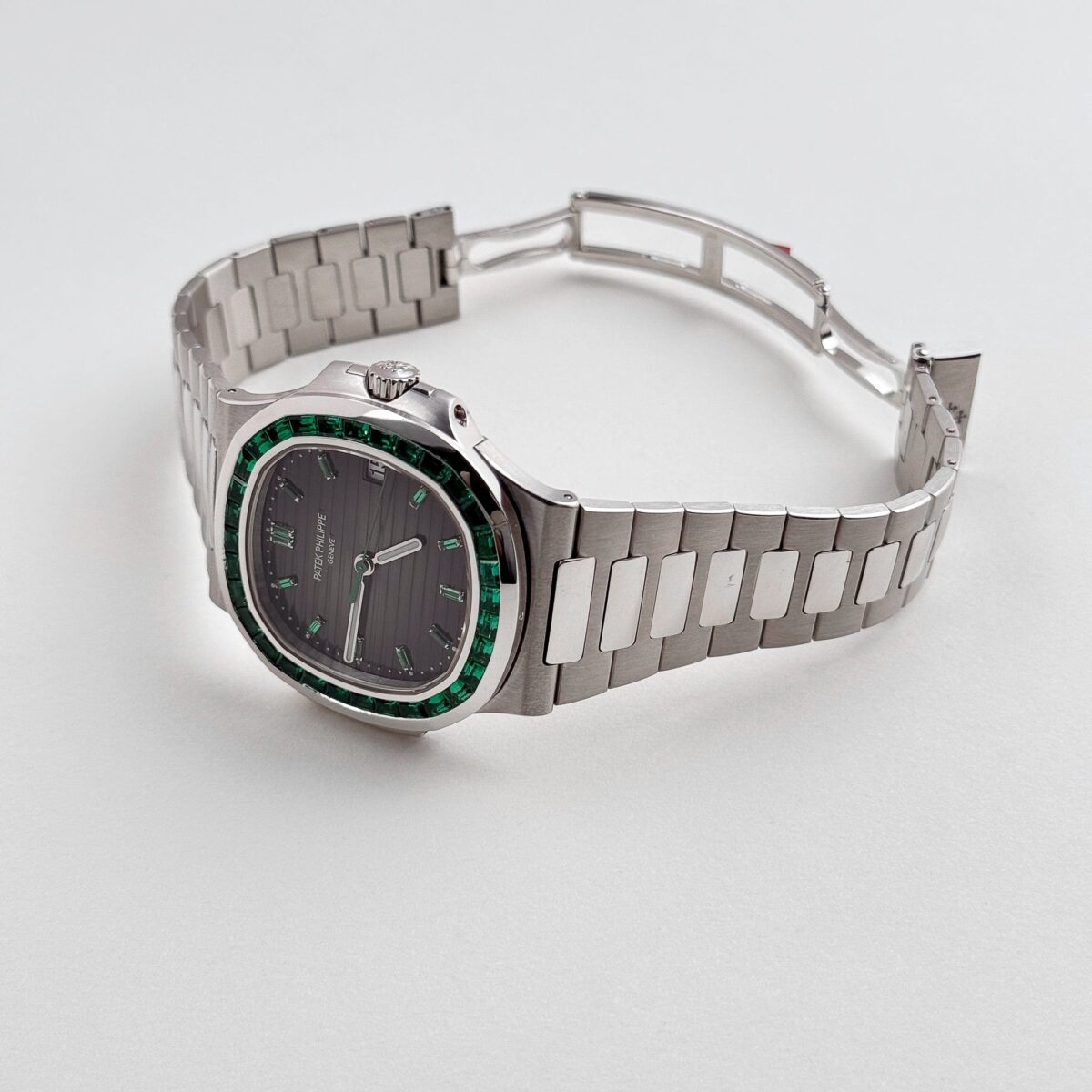 Patek Philippe Nautilus Date Platinum Emeralds Black Dial Replica
