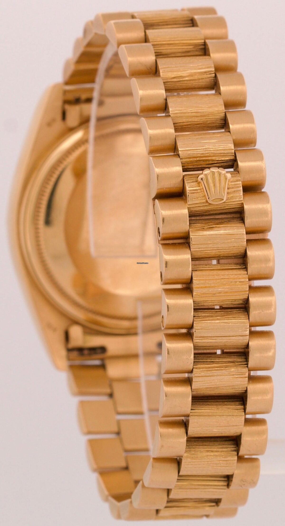 Rolex Day-Date President 36mm Factory Blue Diamond 18K Gold Bark Replica