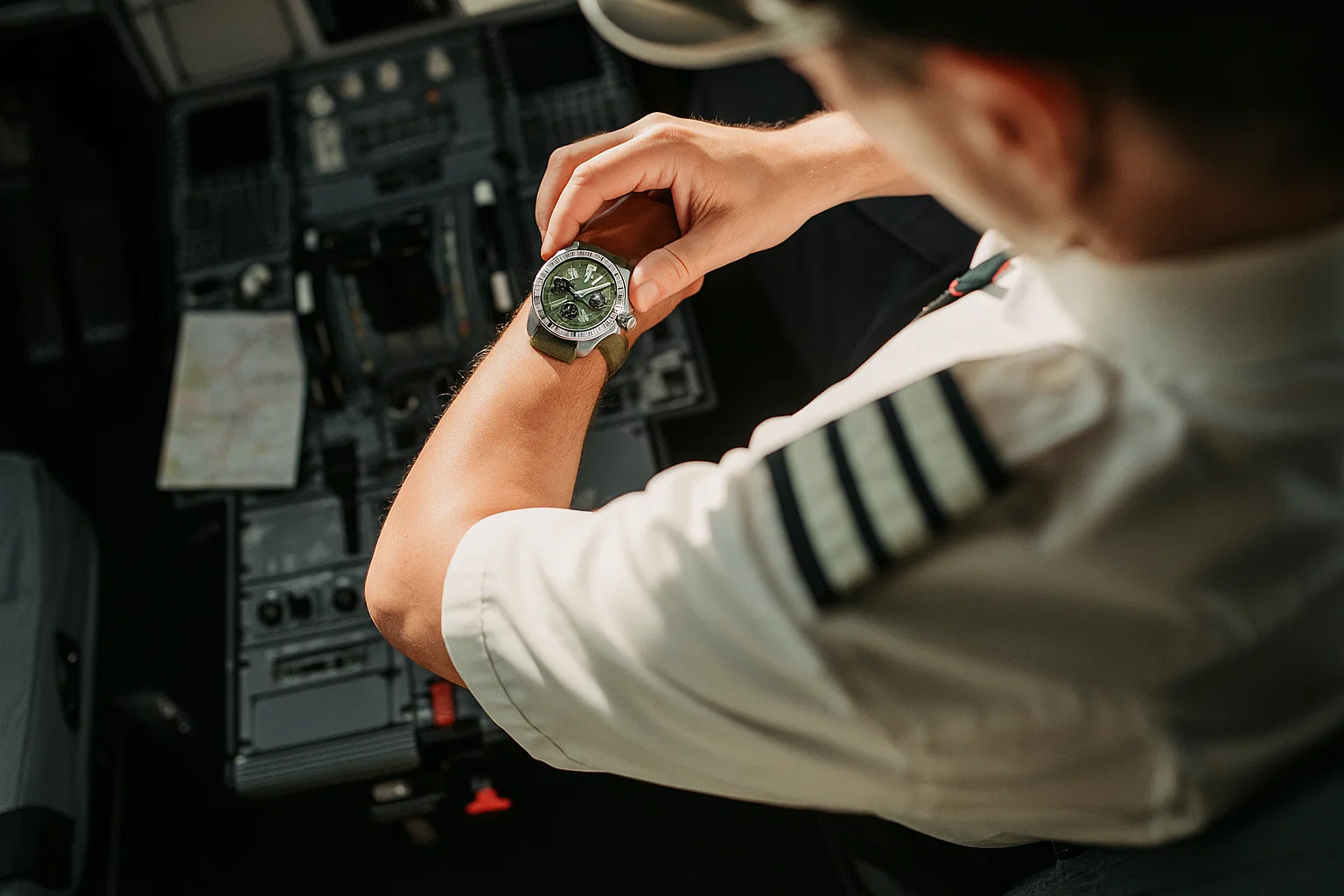 A Pilot’s Choice – Breitling Avenger Replica Timepieces