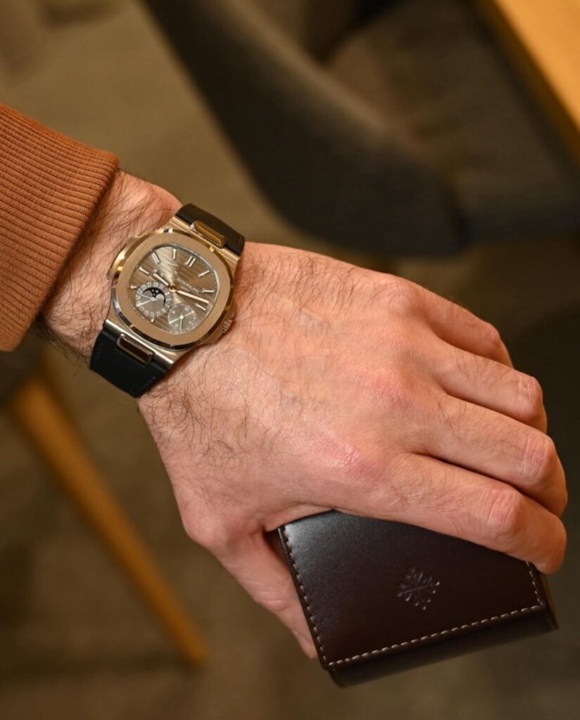 Best World Time Replica Watches for Travelers in 2025