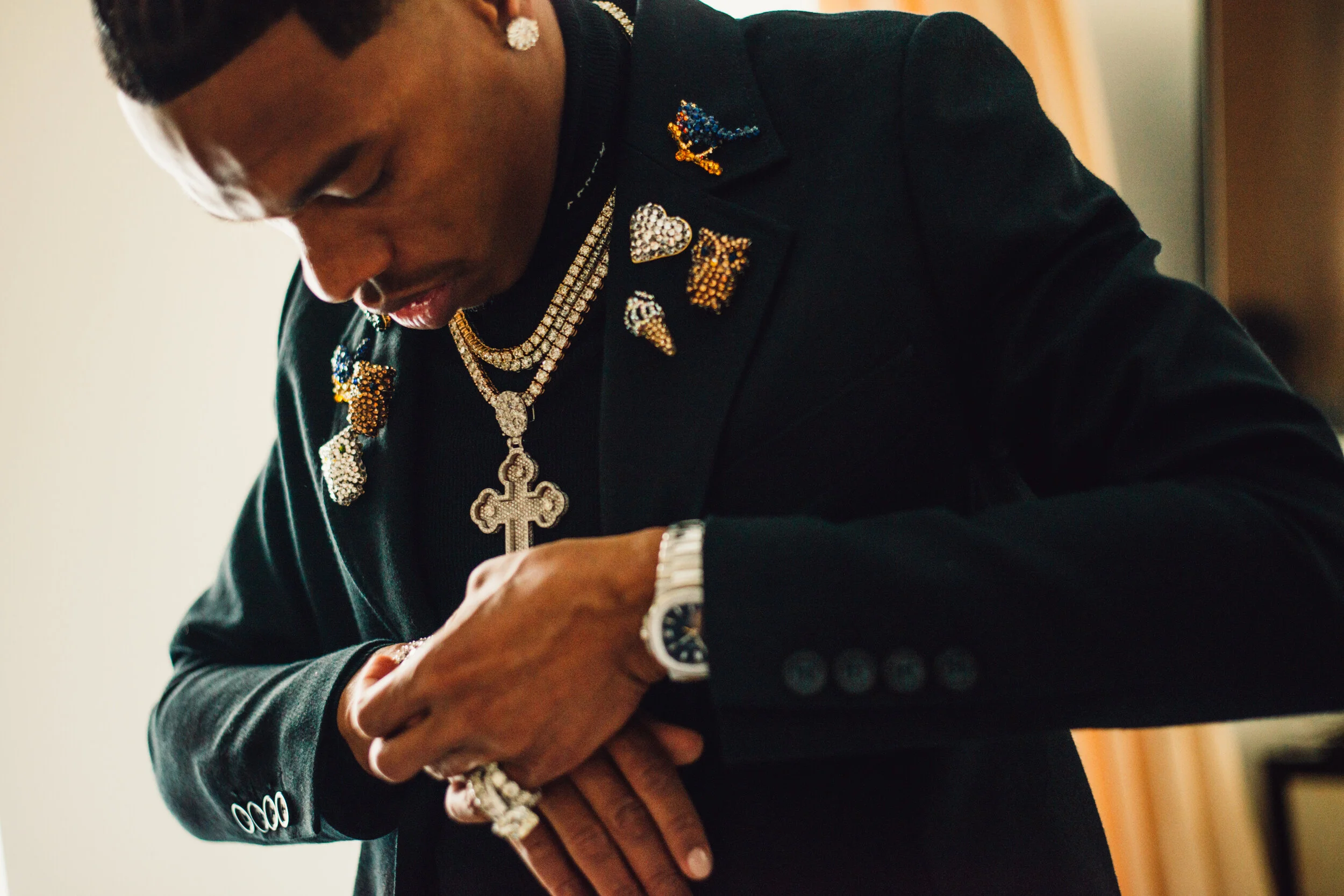 Top Influencers and Celebrities Wearing Replica Watches: The Grand Replica Perspective