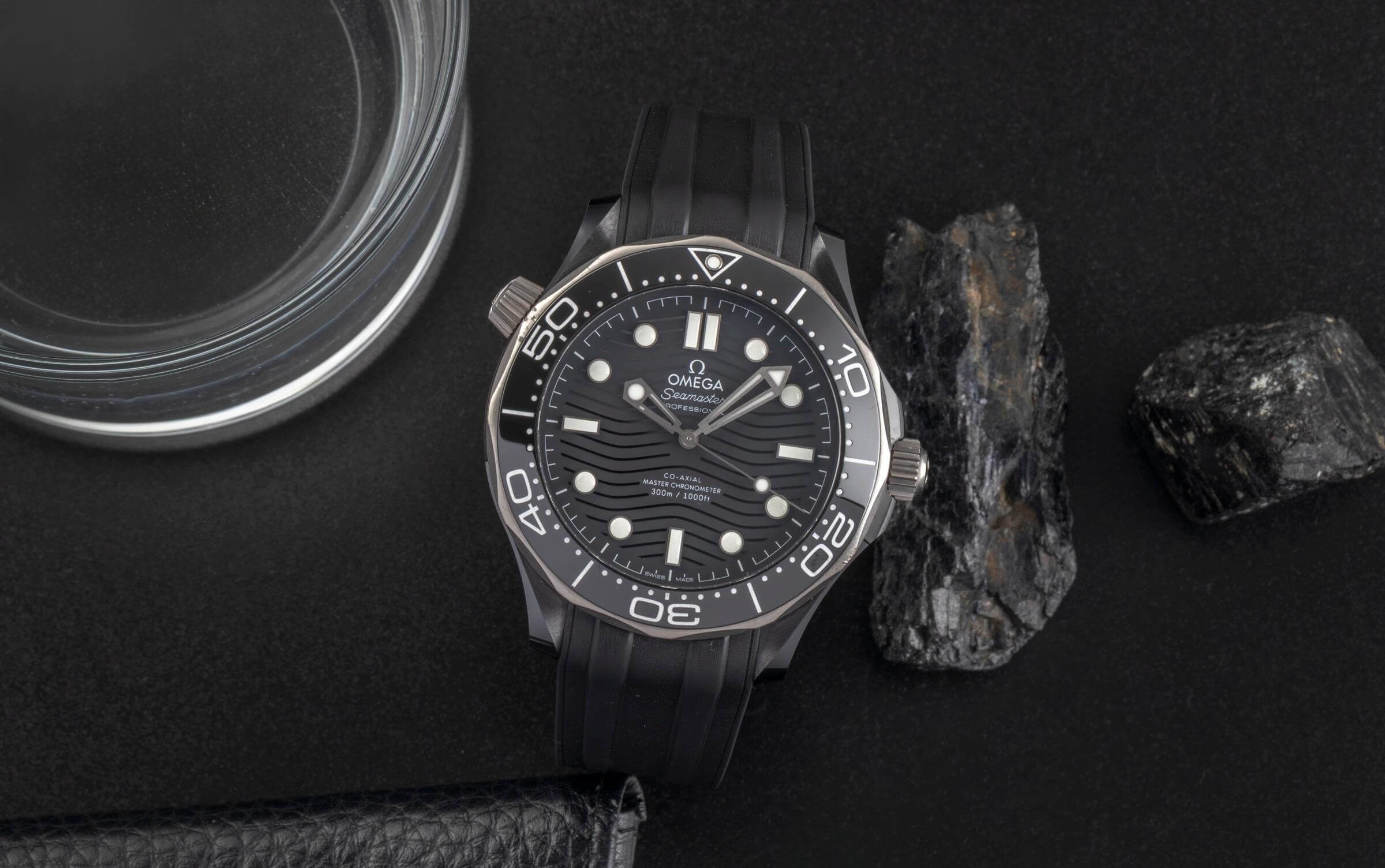 Omega Seamaster 007 James Bond Special Edition Review: Classic Style Meets Replica Excellence